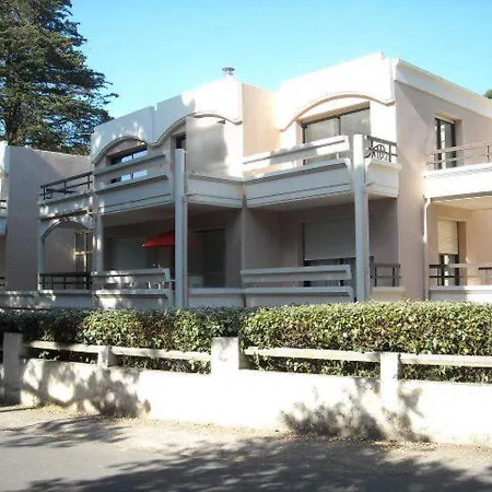 Appartement A 200 M De La 4 Couchages, Séparée Avec Grande Terrasse Vu Dégagée Sur Les Pins *