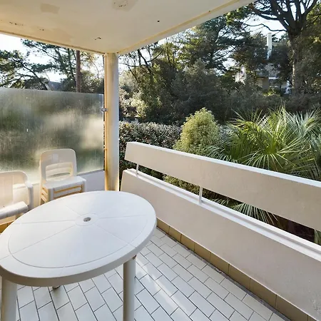 A 200 M De La 4 Couchages, Séparée Avec Grande Terrasse Vu Dégagée Sur Les Pins La Baule-Escoublac